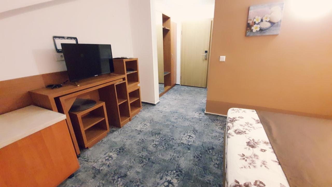 Stay Inn Rediu Valea Lupului  Exterior foto