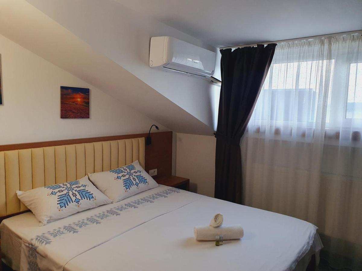 Stay Inn Rediu Valea Lupului  Exterior foto