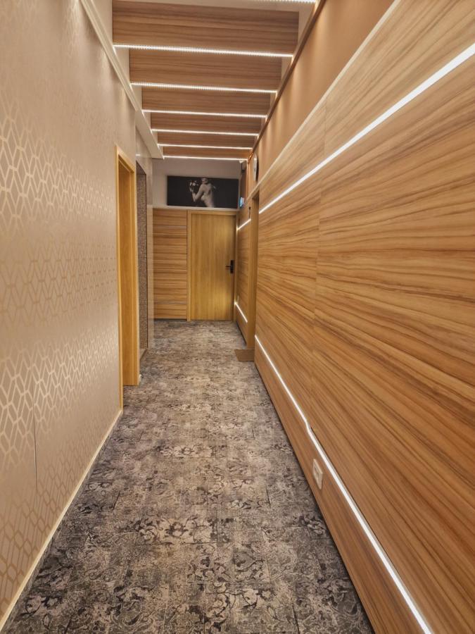 Stay Inn Rediu Valea Lupului  Exterior foto